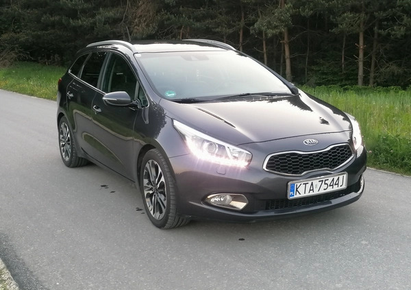 Kia Ceed cena 37900 przebieg: 199140, rok produkcji 2013 z Międzychód małe 352